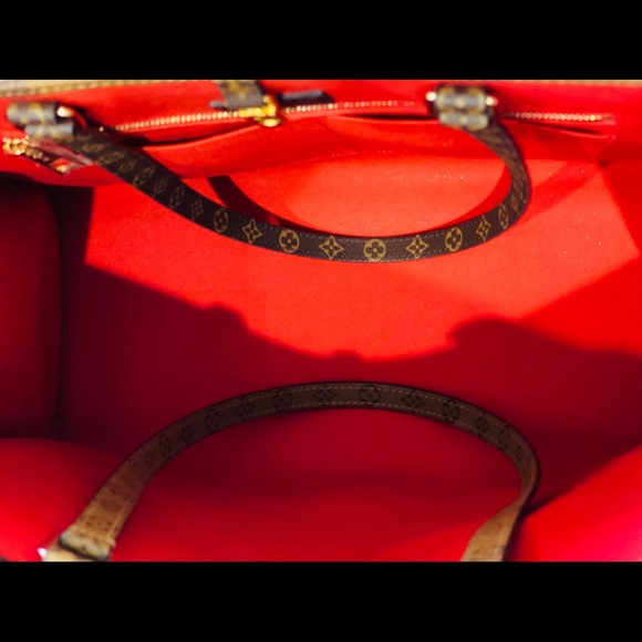 โช๏ธSOLDโช๏ธLouis Vuitton OnTheGo Mono Reverse - Picture 7 of 8